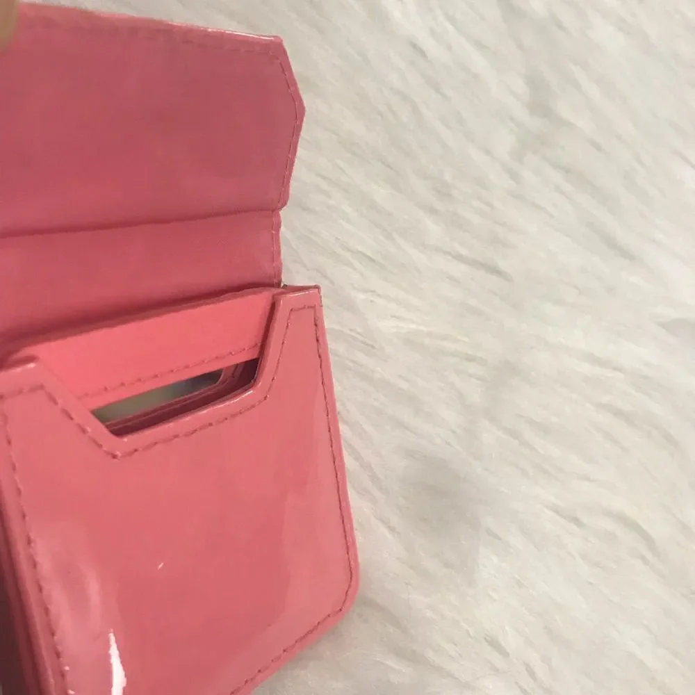 🦩 Bath & Body Works Pink Patent Compact Mirror travel‎ size